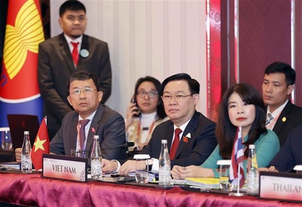 Imprints of Vietnam’s foreign affairs in 2023