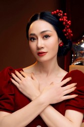 Sắc vóc gợi cảm của 'giai nhân màn ảnh Việt' Quách Thu Phương