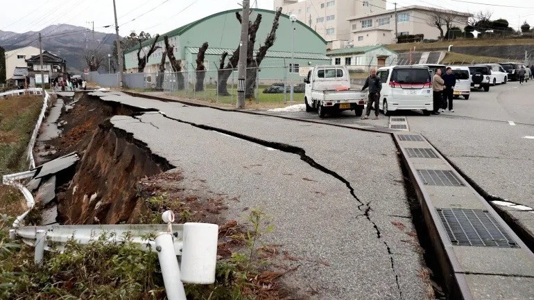 Nhật Bản: Thêm một trận động đất, hành động khẩn ở các nhà máy hạt nhân, đe dọa sóng thần 'cơ bản đã qua'