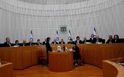 Khép lại một năm sóng gió, Tòa án Tối cao Israel ra phán quyết làm 