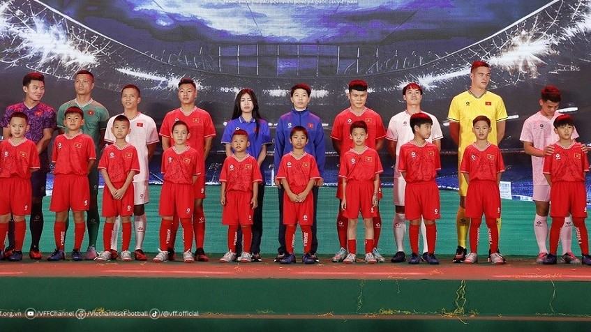 VFF ra mắt trang phục chính thức của các đội tuyển bóng đá quốc gia trước thềm VCK Asian Cup 2023