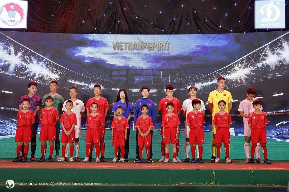 VFF ra mắt trang phục chính thức của các đội tuyển bóng đá quốc gia