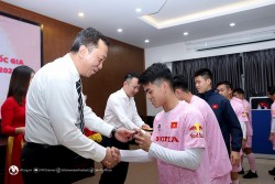 VCK Asian Cup 2023: VFF động viên, mừng tuổi thầy trò đội tuyển Việt Nam