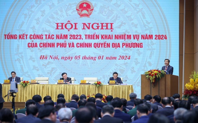 Hội nghị trực tuyến Chính phủ với các địa phương: Kinh tế Việt Nam vững vàng 'vượt cơn gió ngược'
