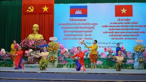 Dong Thap commemorates 45th anniversary of southwest border defence victory