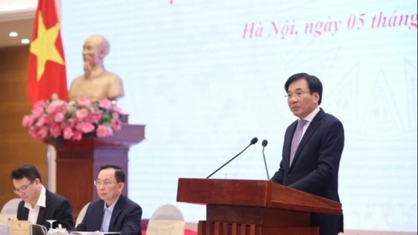 Vietnam prioritises driving growth momentum this year: government’s press conference