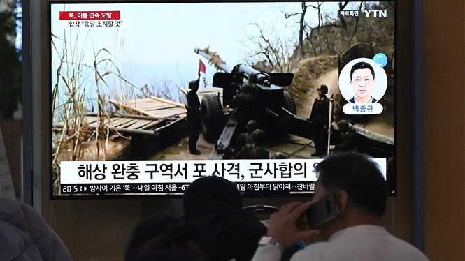 Triều Tiên tiếp tục bắn hơn 60 quả đạn pháo về hướng vùng biển ngoài khơi phía Tây
