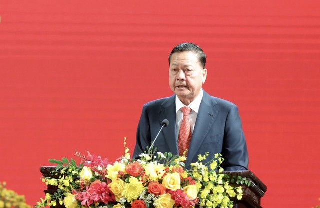 Cambodian Deputy Prime Minister Neth Savoeun addresses the event. Photo: VGP