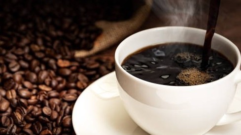 Chuyên gia gợi ý 4 thời điểm uống cà phê đen không đường giúp tăng khả năng đốt mỡ thừa