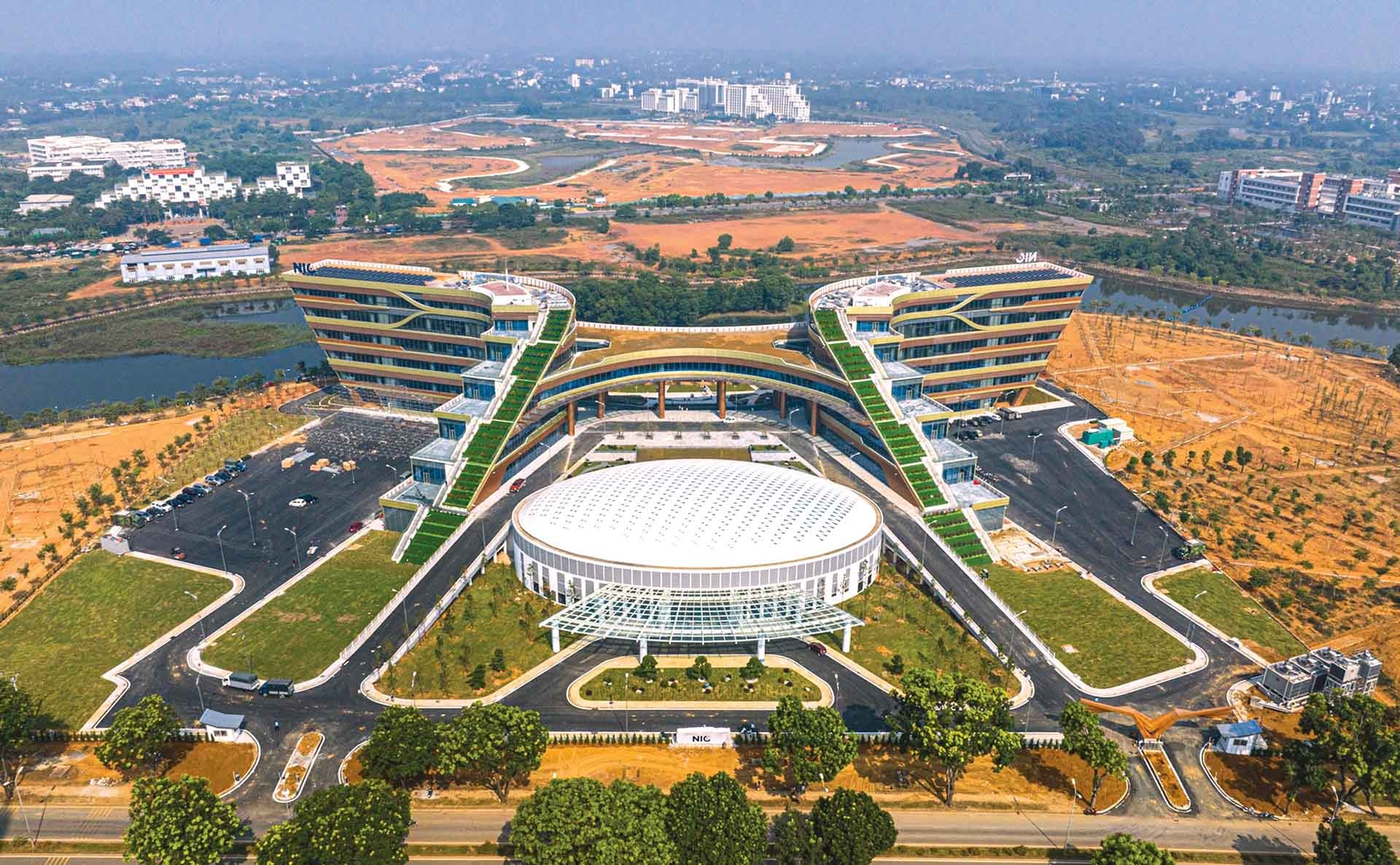 Trung tâm Đổi mới sáng tạo quốc gia tại Khu Công nghệ cao Hòa Lạc (NIC Hòa Lạc). (Nguồn: Dân trí)