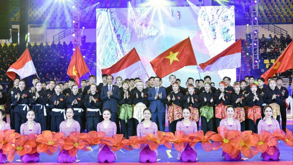 Vietnam, Indonesia Presidents enjoy martial arts performances in Hanoi