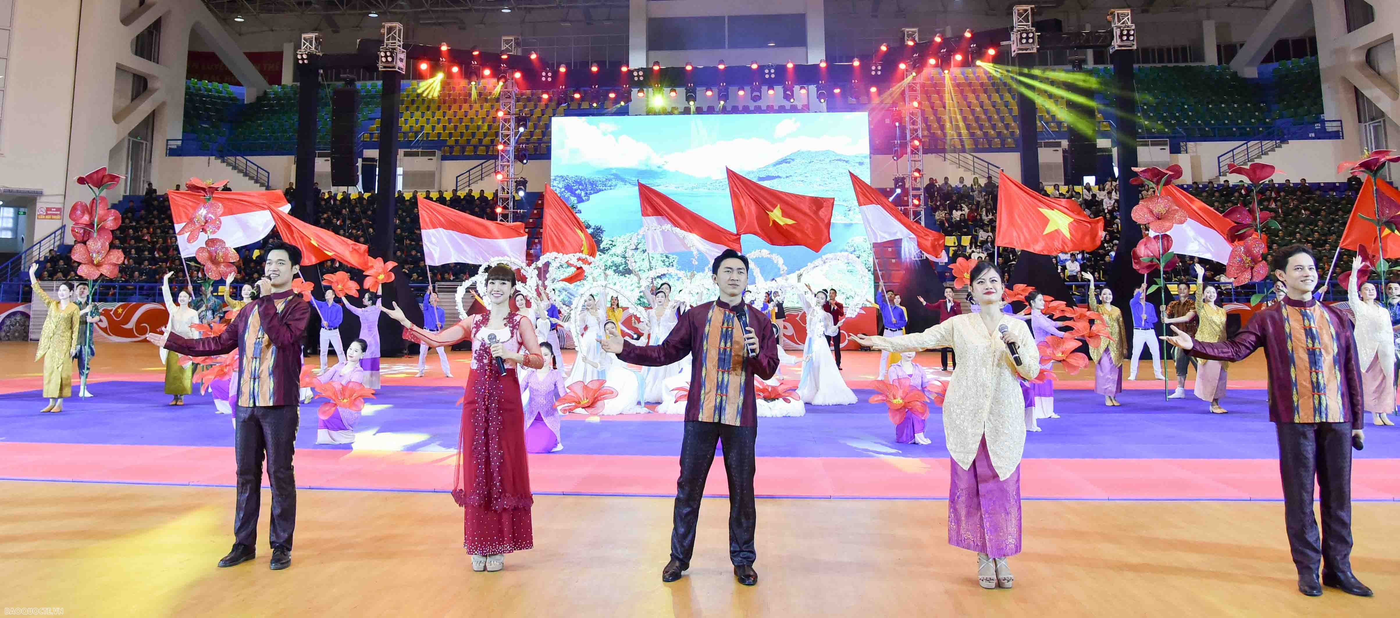 Vietnam, Indonesia Presidents enjoy martial arts performances in Hanoi