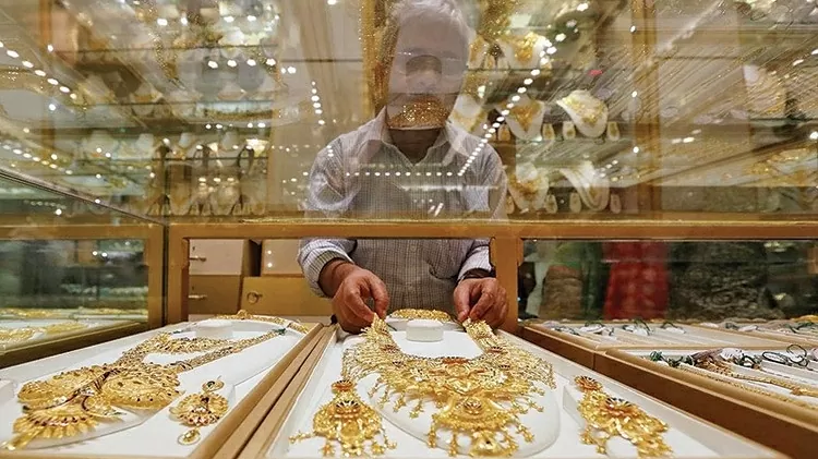 Giá vàng hôm nay 21/4/2025: Giá vàng vẫn giữ động lực tăng, thị trường tạm 'nghỉ chân' để tạo vùng hỗ trợ vững chắc