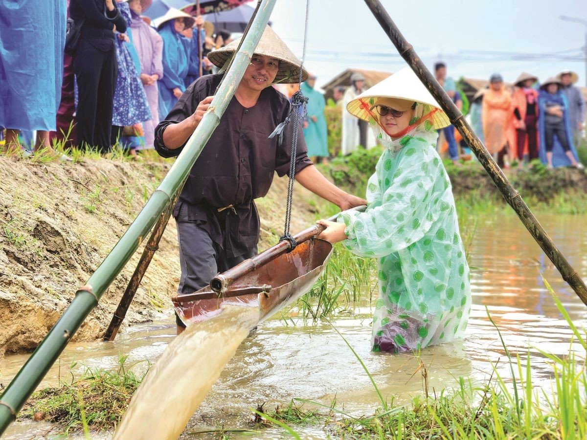 'Going to the field' festival in Hoi An attracts tourists 'Going to the field' festival in Hoi An attracts tourists