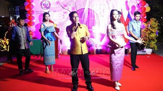 Vietnamese students hold Tet celebration in Cambodia