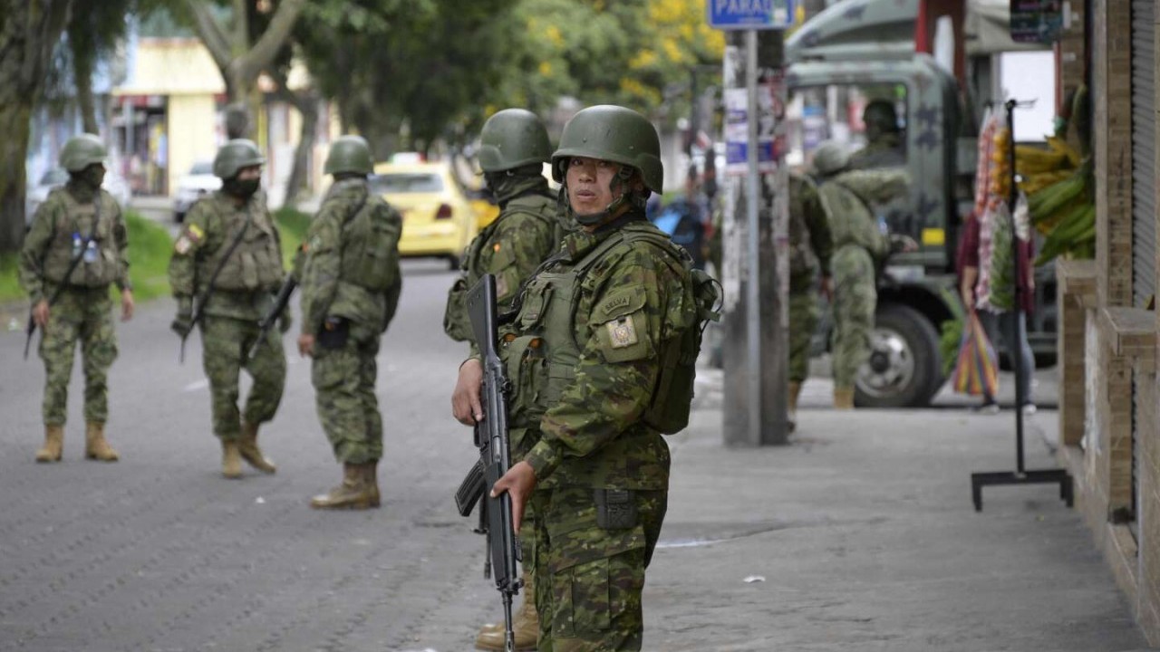 Lực lượng vũ trang Ecuador giải quyết khủng hoảng con tin nghiêm trọng  tại các nhà tù