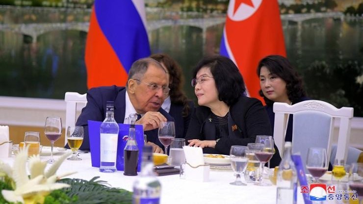 Ngoại trưởng Triều Tiên sang Nga, Mỹ cảnh giác