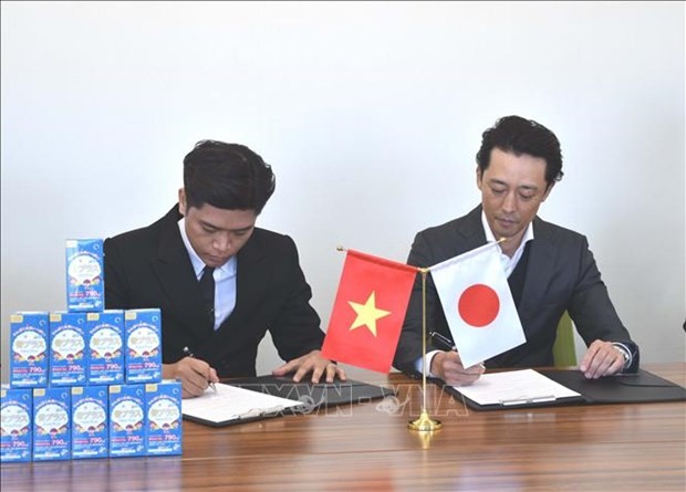 Vietnamese, Japanese firms unveil distribution agreement