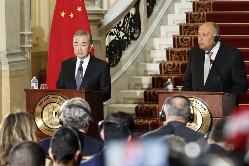 Ngoại trưởng Trung Quốc thăm Ai Cập: Nhấn mạnh 'thế giới đa cực' bình đẳng và trật tự, tỏ lòng cùng 'thế giới Arab' (Nguồn: FFP)