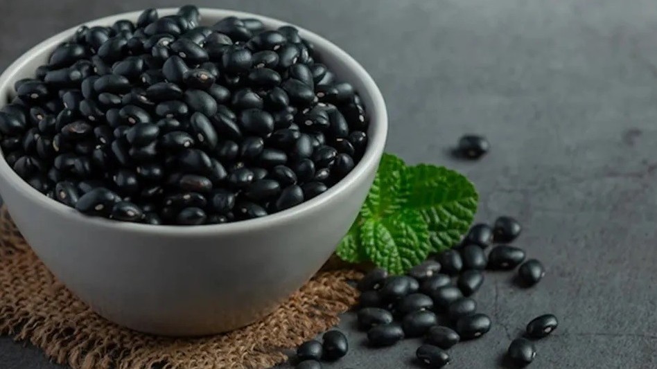 Thường xuyên bổ sung 6 thực phẩm màu đen giúp đẩy lùi tình trạng tóc bạc sớm
