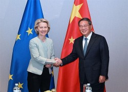 WEF Davos 2024: Trung Quốc hy vọng thúc đẩy xu hướng cân bằng hơn trong thương mại với EU