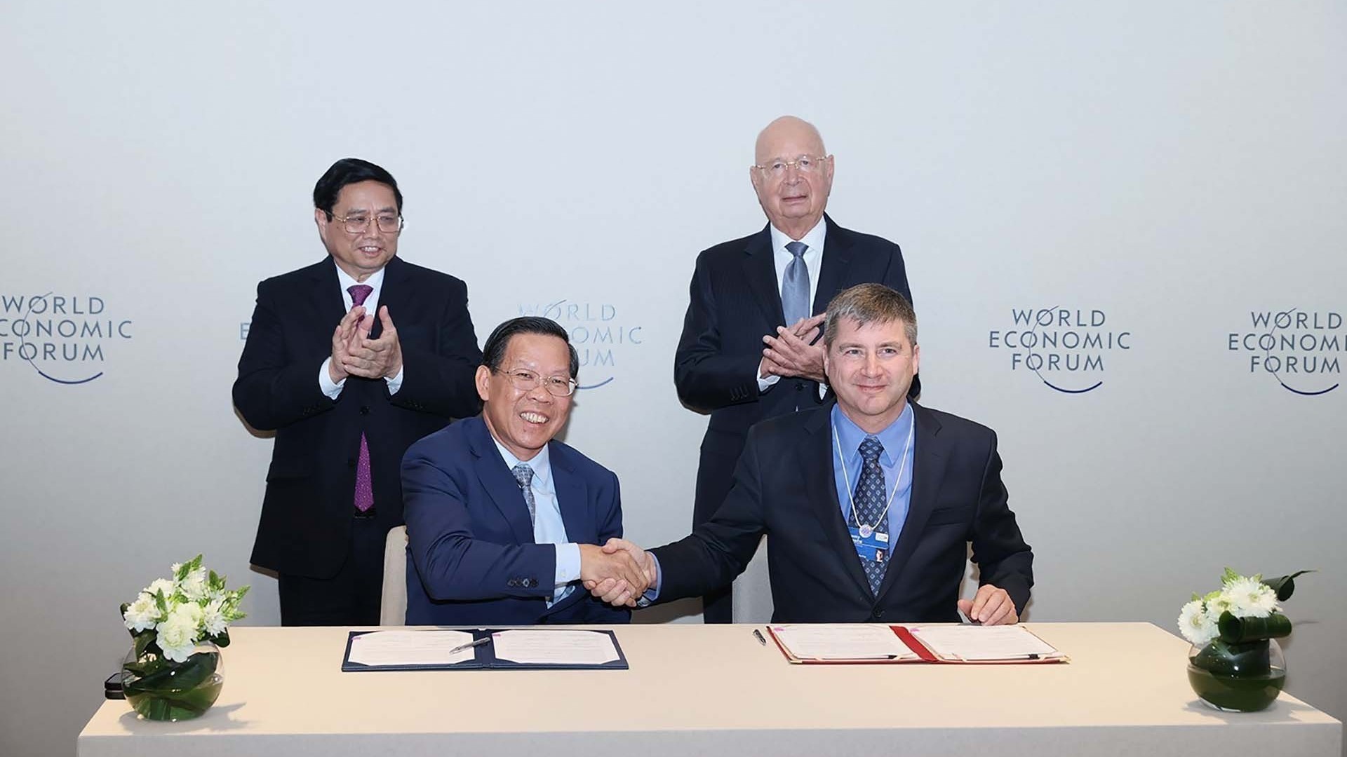TP. Hồ Chí Minh và WEF ký kết thỏa thuận hợp tác thành lập Trung tâm cách mạng công nghiệp lần thứ 4