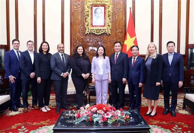 Vice President Vo Thi Anh Xuan receives Ford Motor’s senior official in Hanoi