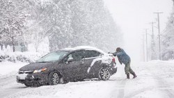 Canada bắt đầu mùa Đông, lạnh sâu và tuyết rơi dày đặc trên nhiều khu vực
