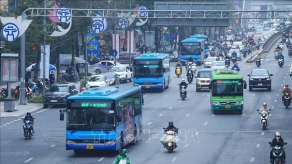 Hanoi aims to green up bus system ahead of schedule