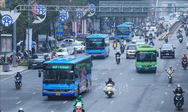 Hanoi aims to green up bus system ahead of schedule