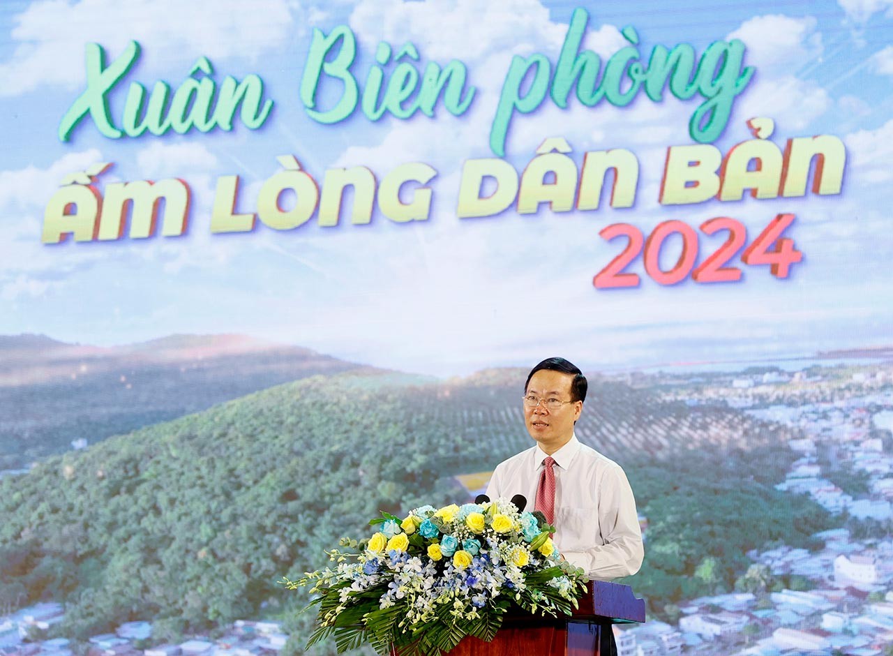 Chủ tịch nước Võ Văn Thưởng phát biểu. tại Chương trình “Xuân Biên phòng ấm lòng dân bản” năm 2024 tại Kiên Giang. (Nguồn: TTXVN )