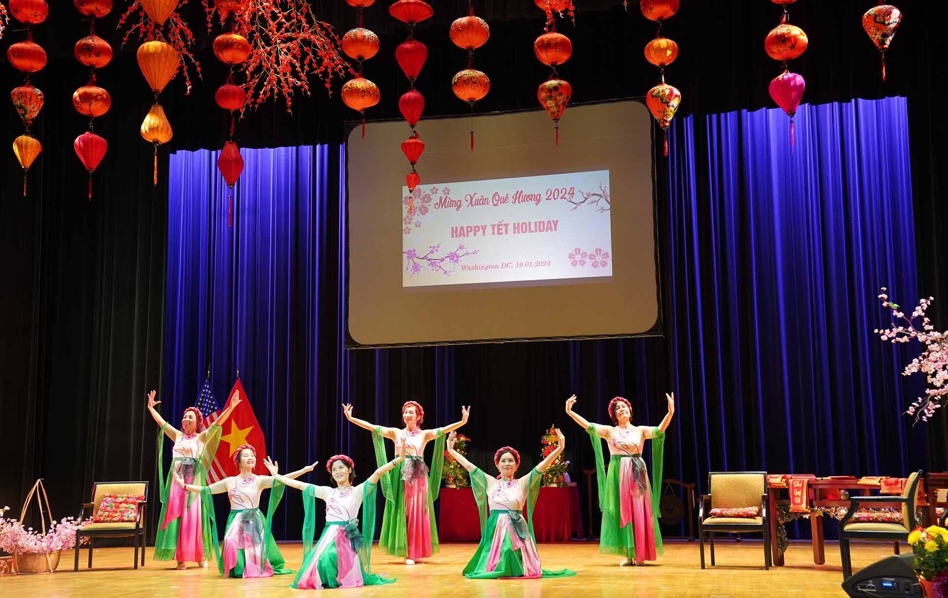 Đại sứ quán Việt Nam tại Hoa Kỳ tổ chức chương trình Xuân Quê hương đón Tết Giáp Thìn