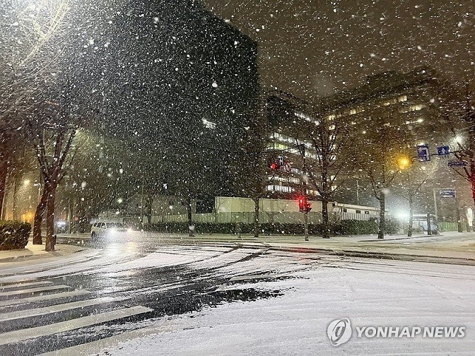Hàn Quốc rét đậm, nền nhiệt ban ngày giảm sâu xuống mức đóng băng nhiều khu vực trên toàn quốc