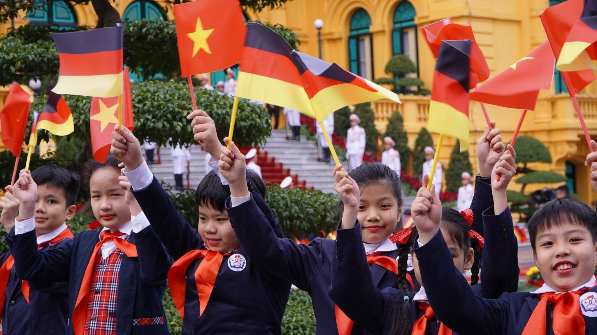 Tổng thống Đức và Phu nhân rời Tp. Hồ Chí Minh kết thúc tốt đẹp chuyến thăm Việt Nam