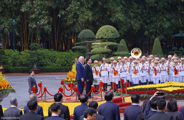 Welcome ceremony held for German President in Hanoi