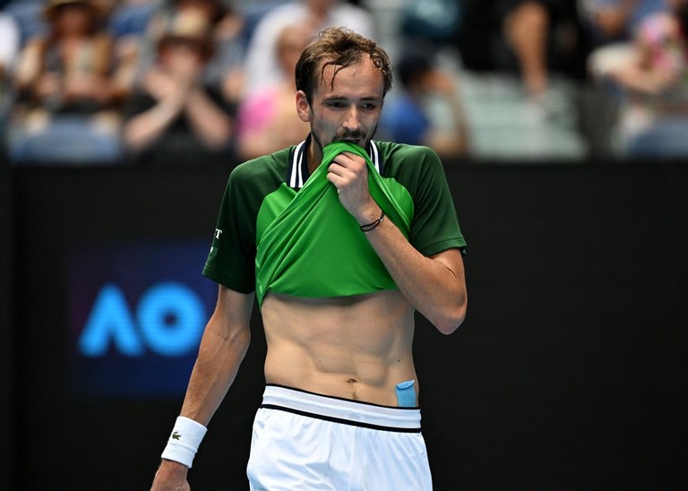 Australian Open 2024: Một số hình ảnh trong trận đấu hấp dẫn giữa Daniil Medvedev và Hubert Hurkacz