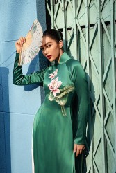 Top 5 Hoa hậu Đại dương Việt Nam 2023 giới thiệu BST áo dài Xuân Giáp Thìn dưới ánh nắng rực rỡ