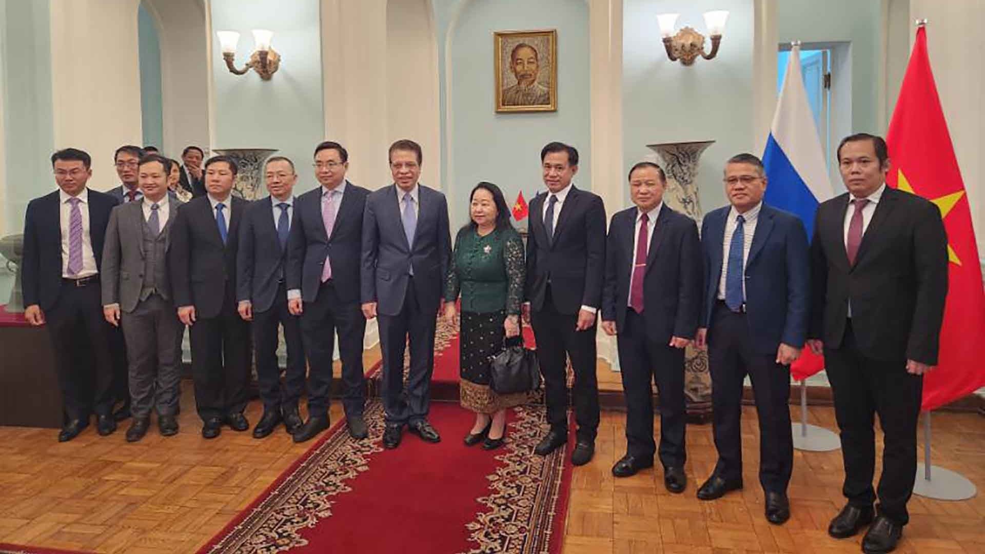 Đại sứ quán Lào tại Nga chúc Tết Nguyên đán Giáp Thìn 2024 của Việt Nam