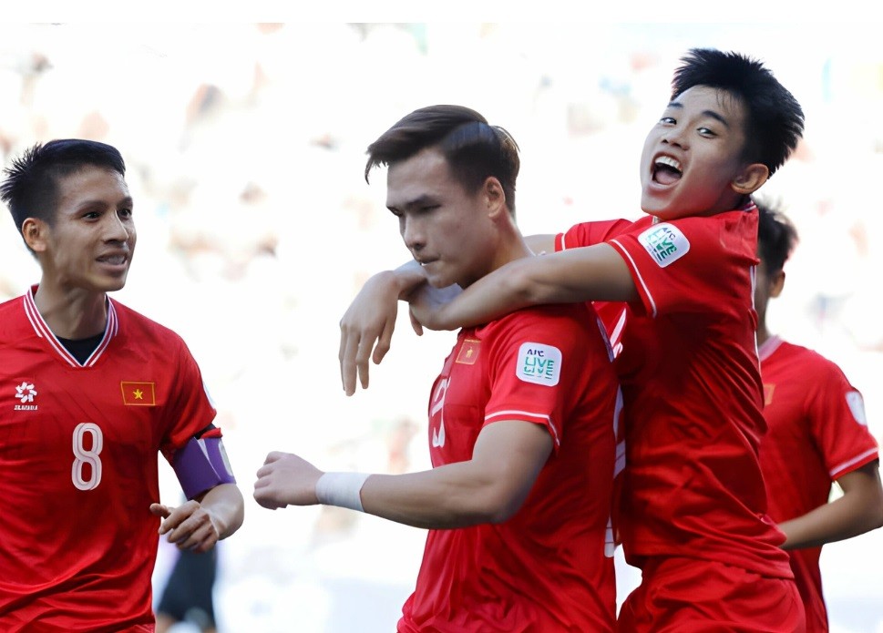 Đội tuyển Việt Nam và Malaysia tại Asian Cup 2023: Có hy vọng tốt hơn trong tương lai. Trung Quốc là đội đáng buồn nhất. (Nguồn: Dân trí)