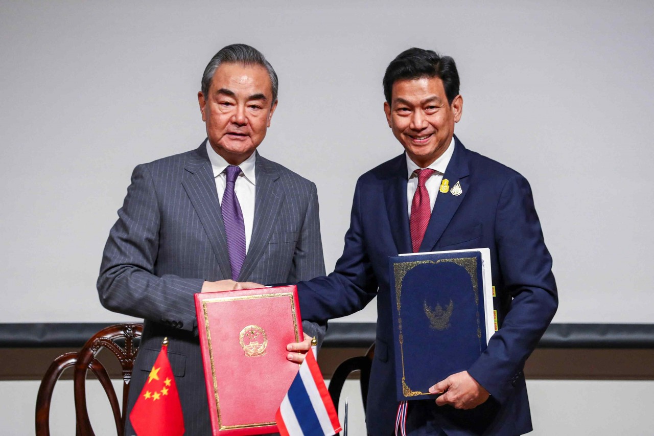 Ngoại trưởng Trung Quốc: Bắc Kinh và Bangkok là 'một gia đình'
