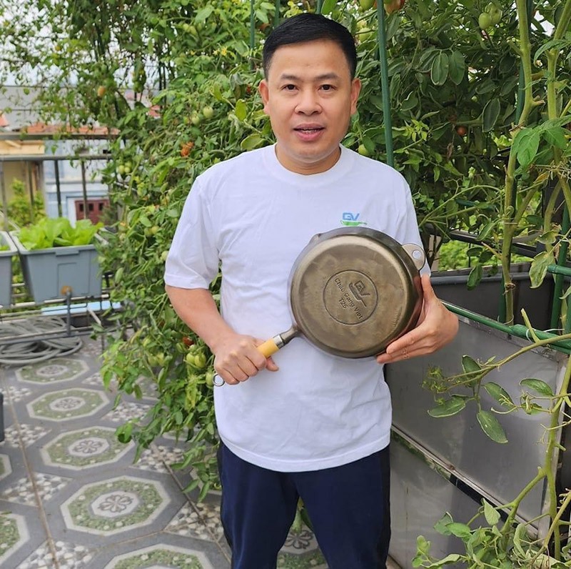 Anh Nguyễn Chí Toàn - Người sáng lập thương hiệu Chảo Gang Việt với độ bền cao, giá thành hợp lý.