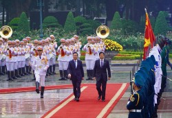 Chủ tịch nước Võ Văn Thưởng và Phu nhân chủ trì lễ đón chính thức Tổng thống Philippines Ferdinand Romualdez Marcos Jr. và Phu nhân