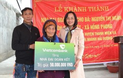 Tết Nguyên đán Giáp Thìn 2024, Ngân hàng Vietcombank tặng nhà cho nhiều hộ nghèo an cư đón Năm mới