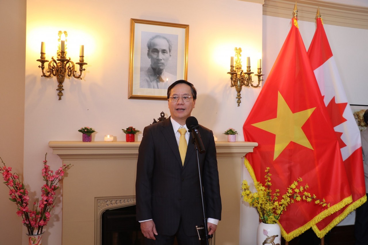 Đại sứ Việt Nam tại Canada Phạm Vinh Quang phát biểu tại buổi lễ. Ảnh: Trung Dũng - Pv TTXVN tại Canada