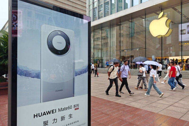 Huawei đang mang đến những thách thức mới cho Apple tại Trung Quốc.