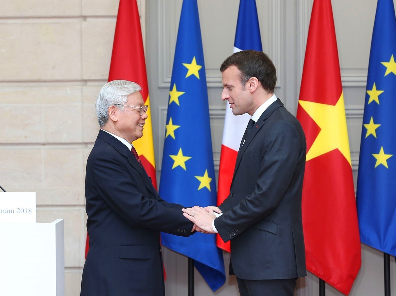 Đại sứ Olivier Brochet: Pháp sẵn sàng đồng hành với Việt Nam thực hiện chuyển đổi xanh