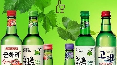 Hàn Quốc: Giá trị xuất khẩu rượu truyền thống soju vượt mốc 100 triệu USD