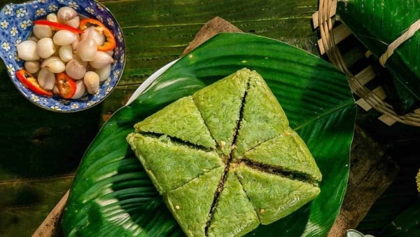 Regional unique traditional cakes on Tet holiday accross Vietnam