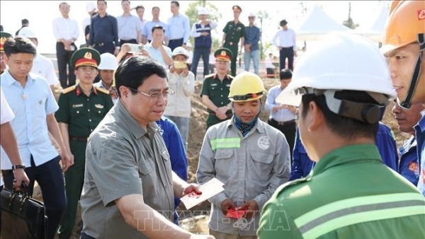 Prime Minister Pham Minh Chinh inspects key transport projects in southern region