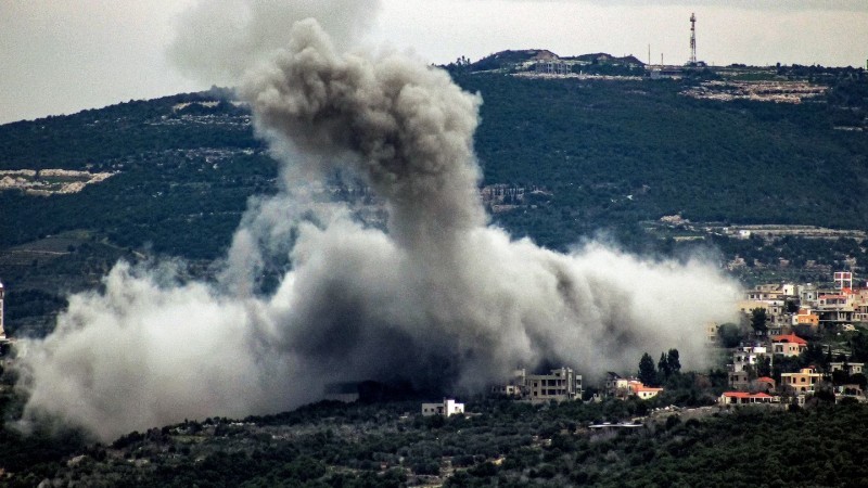 Mặc Mỹ can ngăn, Israel tiếp tục tấn công ở Lebanon, tuyên bố tiêu diệt các thành viên cấp cao Hezbollah. AP